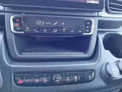 Photo 19 Peugeot Boxer  FGN TOLE 3.3 T L2H2 140 S&S BVM6