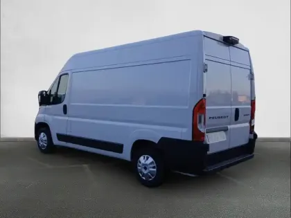 Photo 6 Peugeot Boxer  FGN TOLE 3.3 T L2H2 140 S&S BVM6