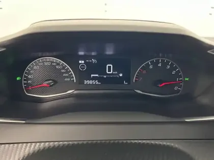 Photo 25 Peugeot 2008  BlueHDi 110 S&S BVM6