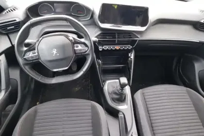 Photo 8 Peugeot 2008  BlueHDi 110 S&S BVM6