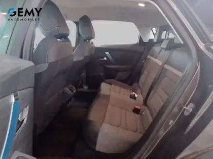 Photo 9 Citroën C4 e- 136 ch Automatique