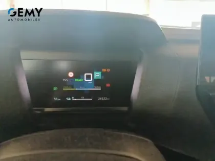 Photo 14 Citroën C4 e- 136 ch Automatique