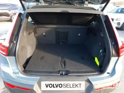 Photo 14 Volvo Xc40  B3 163 ch DCT7