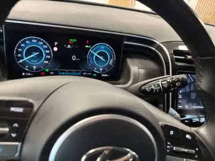 Photo 68 Hyundai Tucson  1.6 T-GDI 230 Hybrid BVA6