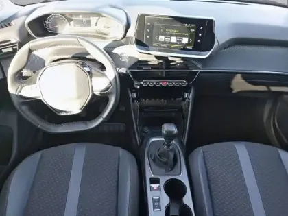 Photo 7 Peugeot 2008  BlueHDi 100 S&S BVM6