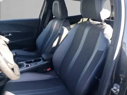 Photo 10 Peugeot 2008  BlueHDi 100 S&S BVM6