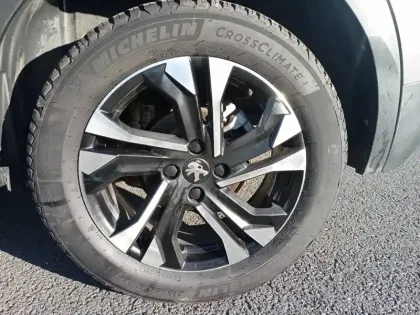 Photo 12 Peugeot 2008  BlueHDi 100 S&S BVM6