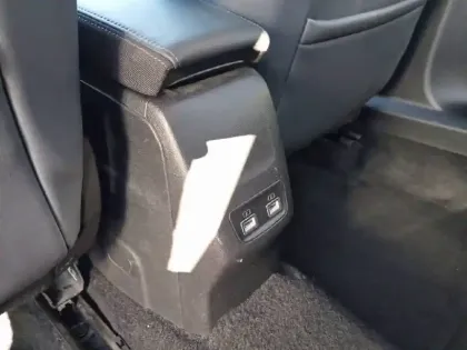 Photo 19 Peugeot 2008  BlueHDi 100 S&S BVM6