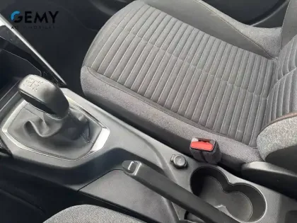 Photo 21 Peugeot 208  PureTech 75 S&S BVM5