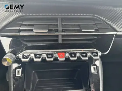 Photo 24 Peugeot 208  PureTech 75 S&S BVM5