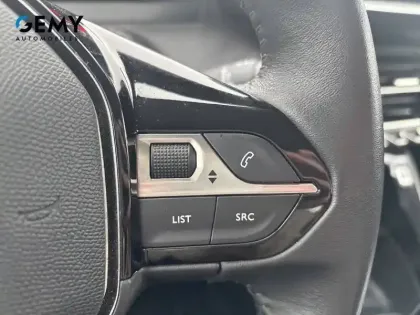 Photo 17 Peugeot 208  PureTech 75 S&S BVM5