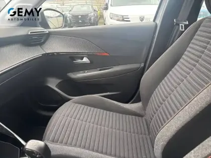 Photo 11 Peugeot 208  PureTech 75 S&S BVM5