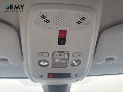 Photo 32 Peugeot 208  PureTech 75 S&S BVM5