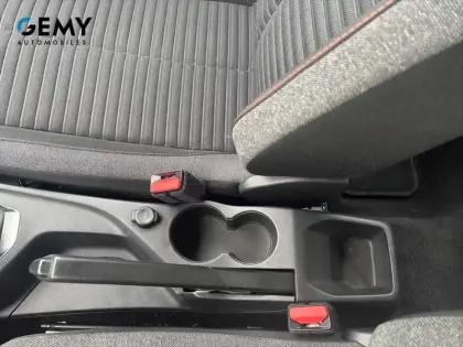 Photo 20 Peugeot 208  PureTech 75 S&S BVM5