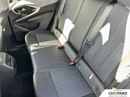 Photo 18 Peugeot 3008  Hybrid 136 e-DCS6