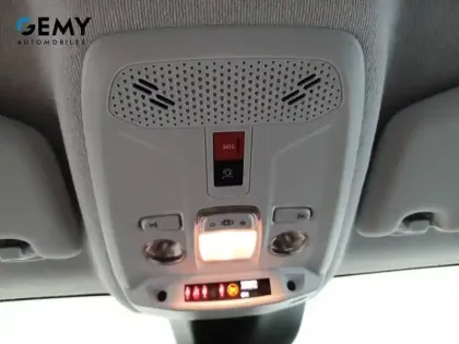 Photo 14 Peugeot 208  Hybrid 100 e-DCS6