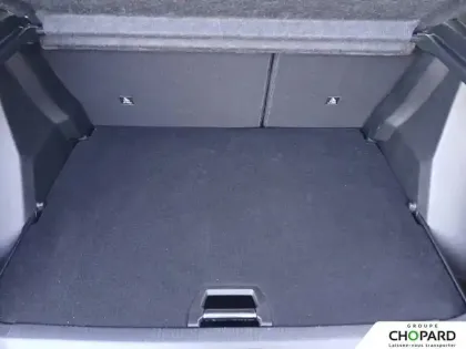 Photo 7 Peugeot 2008  PureTech 130 S&S EAT8