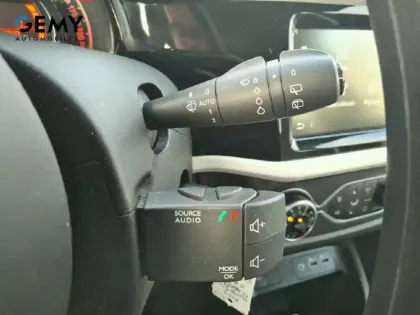 Photo 22 Renault Twingo  III SCe 65