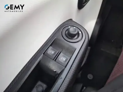 Photo 24 Renault Twingo  III SCe 65