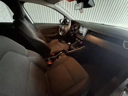 Photo 11 Renault Clio  TCe 90