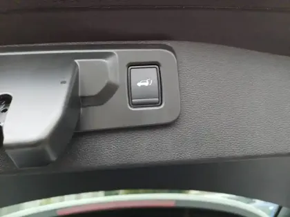 Photo 14 Renault Austral  E-Tech hybrid 200