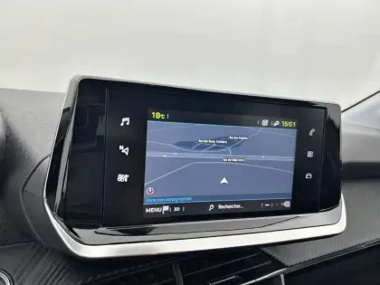 Photo 18 Peugeot 208  Electrique 50 kWh 136ch