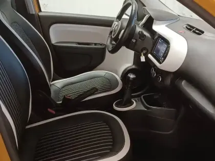 Photo 10 Renault Twingo  III TCe 95