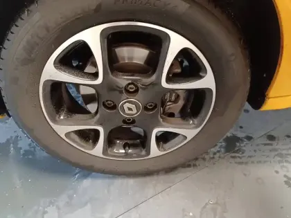 Photo 32 Renault Twingo  III TCe 95