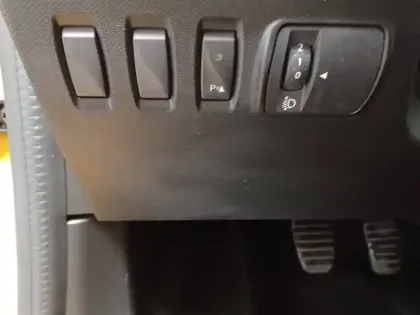 Photo 30 Renault Twingo  III TCe 95