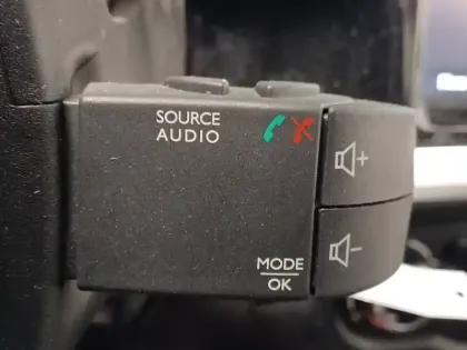 Photo 36 Renault Twingo  III TCe 95