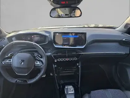 Photo 7 Peugeot 2008  Hybrid 145 e-DCS6