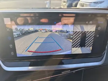 Photo 14 Peugeot 2008  Hybrid 145 e-DCS6