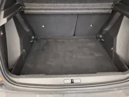 Photo 5 Peugeot 2008  PureTech 100 S&S BVM6