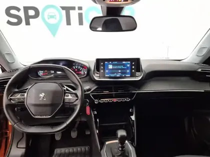 Photo 51 Peugeot 2008  PureTech 100 S&S BVM6