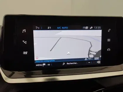 Photo 39 Peugeot 2008  PureTech 100 S&S BVM6