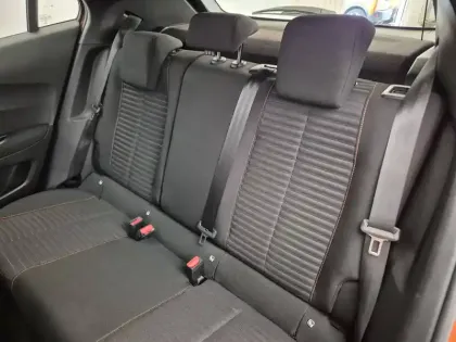 Photo 9 Peugeot 2008  PureTech 100 S&S BVM6