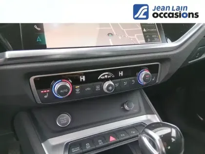 Photo 13 Audi Q3  35 TFSI 150 ch S tronic 7