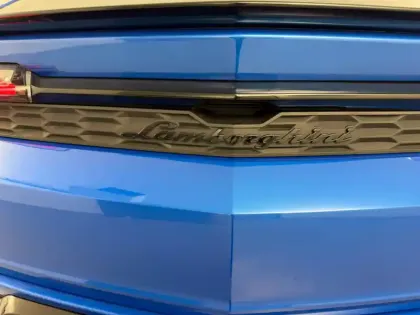 Photo 13 Lamborghini Urus  4.0 V8 800ch BVA8