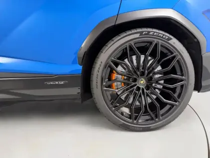 Photo 28 Lamborghini Urus  4.0 V8 800ch BVA8