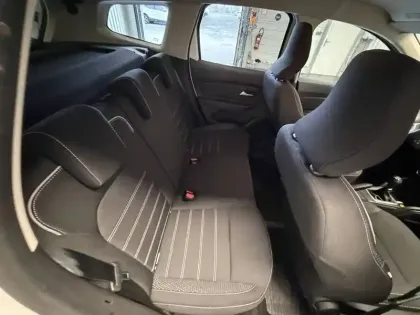 Photo 26 Dacia Duster  ECO-G 100 4x2