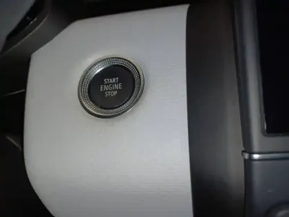 Photo 32 Renault Clio  E-Tech full hybrid 145