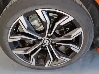 Photo 20 Renault Clio  E-Tech full hybrid 145