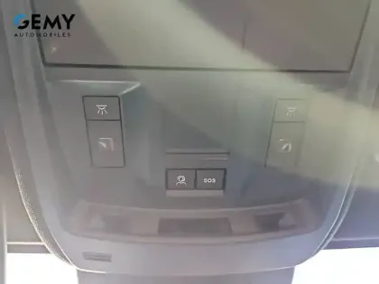 Photo 34 Peugeot 3008  Electrique 210 ch 73 kWh