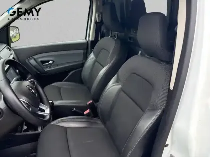 Photo 48 Renault EXPRESS (30) EXPRESS VAN TCE 100 - 22