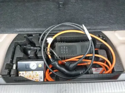 Photo 17 Peugeot 2008  Electrique 136 ch