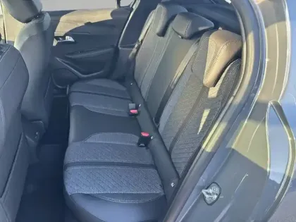 Photo 11 Peugeot 208  Hybrid 110 e-DCS6