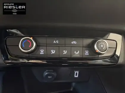 Photo 18 Opel Corsa  1.2 Turbo Hybrid 110 ch e-DCT6