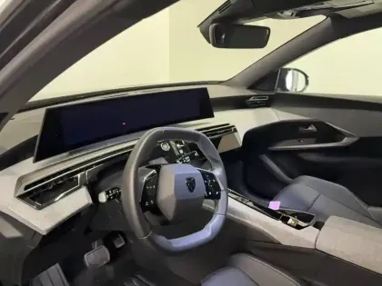 Photo 6 Peugeot 3008 Gén. III Ph1 Allure 5