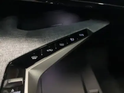 Photo 12 Peugeot 3008 Gén. III Ph1 Allure 5