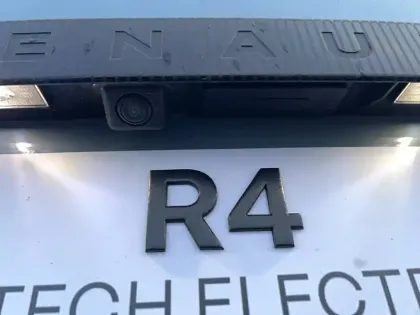 Photo 23 Renault 4 Renault  E-Tech Electrique 150 ch autonomie confort